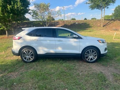 Used 2023 Ford Edge Titanium w/ Class II Trailer Tow Package AWD/4WD image 6