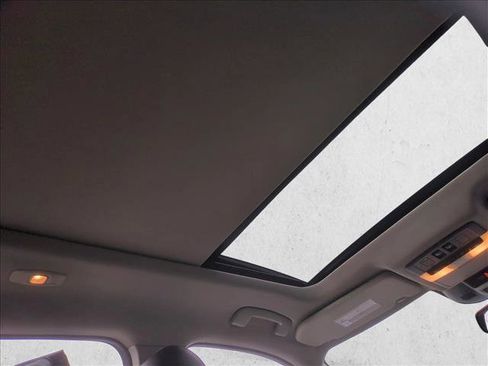 Used 2021 Nissan Rogue Platinum FWD image 20