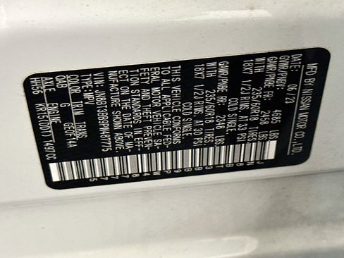 Used 2023 Nissan Rogue SV AWD/4WD image 12