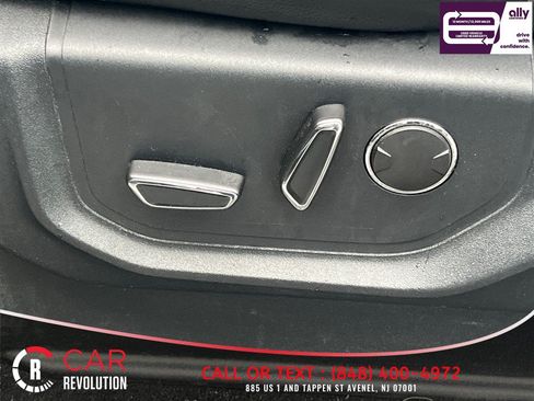 Used 2019 Ford F350 Lariat w/ Chrome Package AWD/4WD image 35