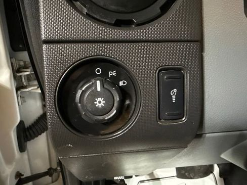 Used 2015 Ford F250 XL w/ XL Value Package AWD/4WD image 6