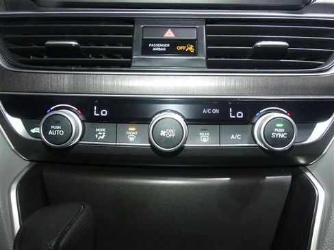 Used 2020 Honda Accord LX image 36