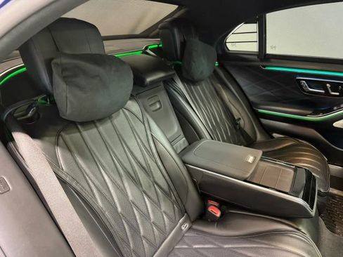 Used 2025 Mercedes-Benz S 63 AMG S image 36