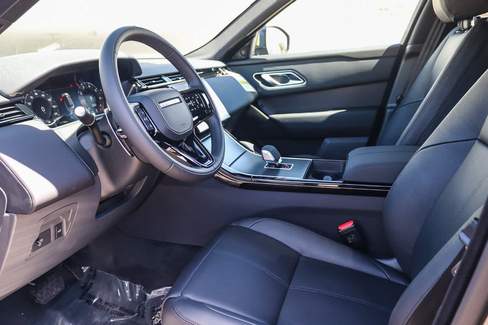 New 2026 Land Rover Range Rover Velar S AWD/4WD image 18
