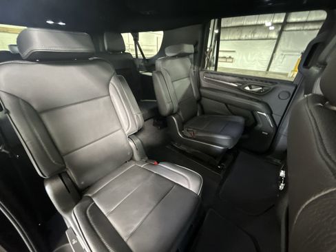 Certified 2022 GMC Yukon XL Denali AWD/4WD image 29
