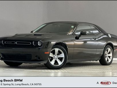Used 2016 Dodge Challenger SXT