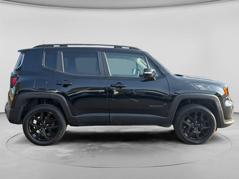 Used 2023 Jeep Renegade Altitude w/ Sun/Sound Group AWD/4WD image 11