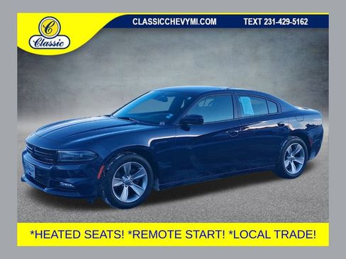 Used 2015 Dodge Charger SXT image 1