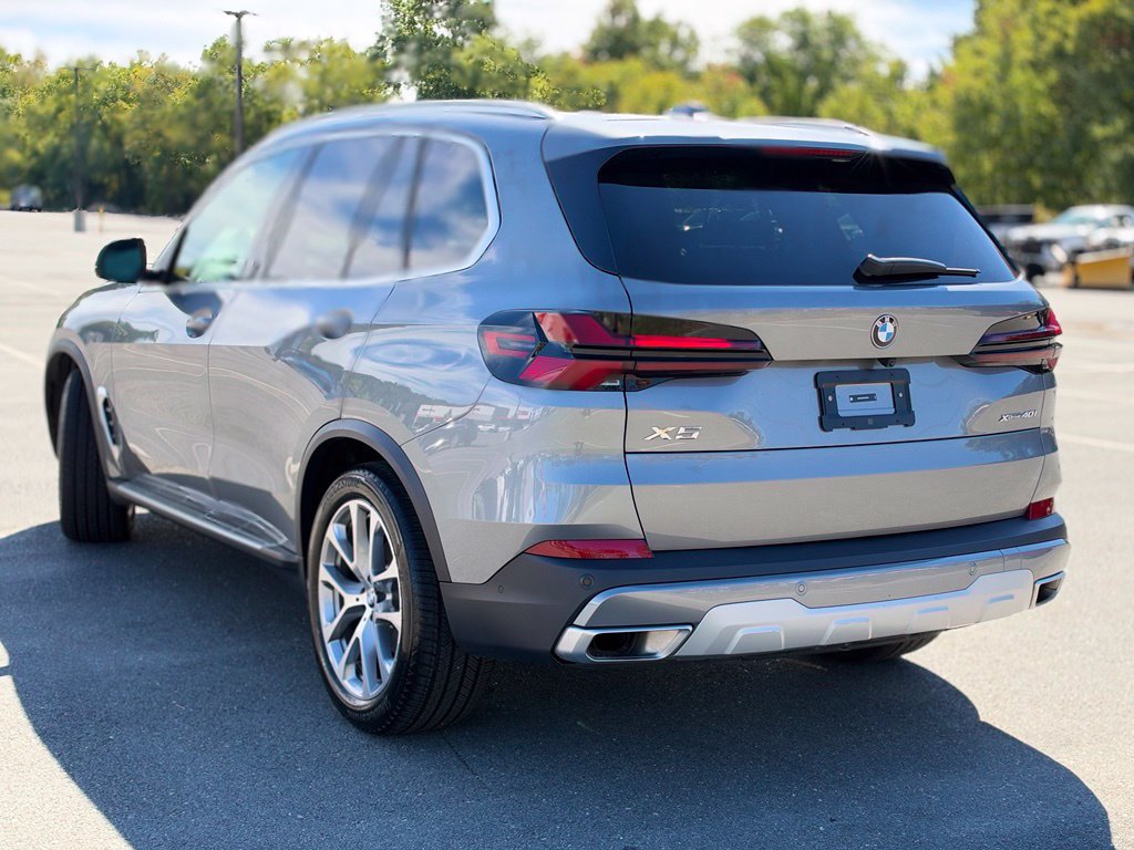 Certified 2026 BMW X5 xDrive40i AWD/4WD image 4