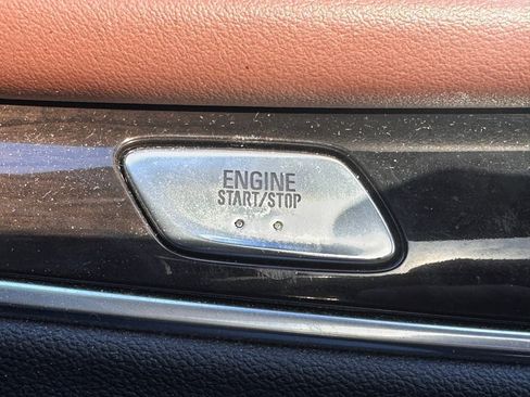 Used 2021 Buick Enclave Avenir image 34