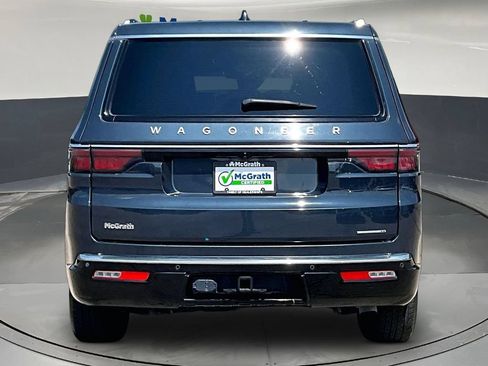 Used 2024 Jeep Wagoneer Series II w/ Flexible Seating Group AWD/4WD image 6