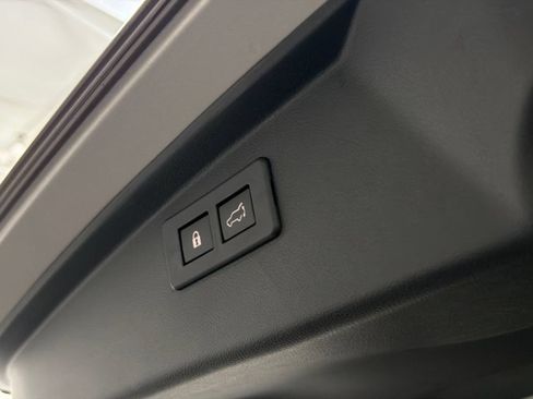 Used 2020 Subaru Outback Limited XT AWD/4WD image 10