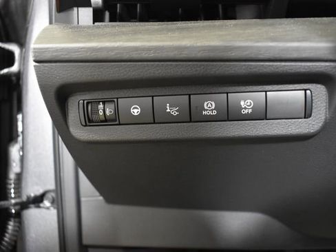 Certified 2024 Nissan Ariya AWD image 14