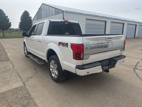 Used 2018 Ford F150 Platinum w/ Equipment Group 701A Luxury AWD/4WD image 4