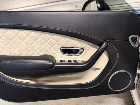Used 2017 Bentley Continental GT V8 S AWD/4WD image 33