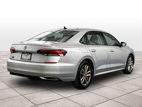 Used 2021 Volkswagen Passat 2.0T S FWD image 11