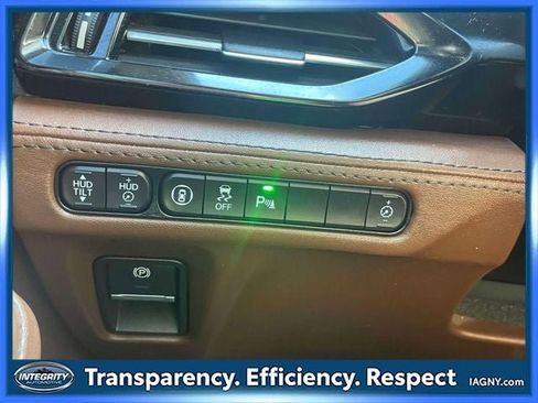 Used 2023 Acura MDX SH-AWD w/ Advance Package image 22