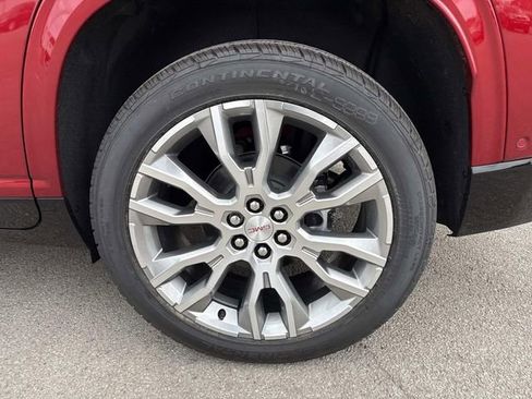 New 2026 GMC Acadia Denali w/ Super Cruise Package FWD image 30