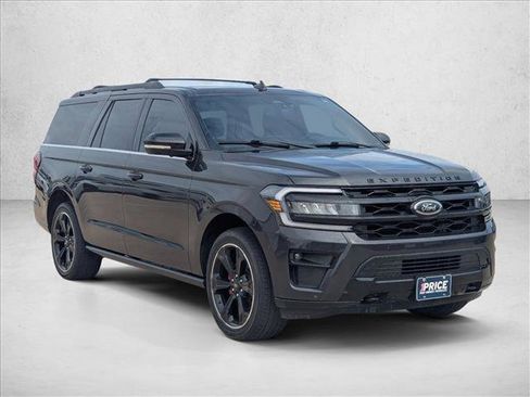 Used 2022 Ford Expedition Max Limited AWD/4WD image 3