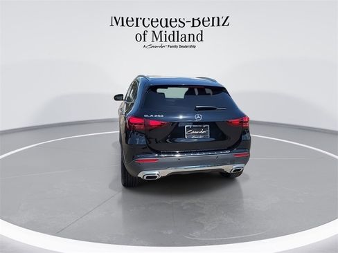 New 2025 Mercedes-Benz GLA 250 image 7