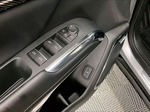 Used 2025 Chevrolet Traverse High Country image 31