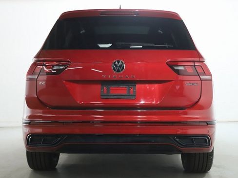 Used 2024 Volkswagen Tiguan SE R-Line image 44