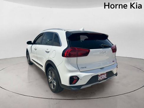 Used 2022 Kia Niro EX Premium FWD image 5