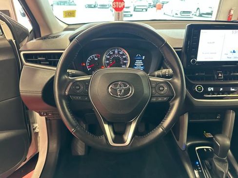 Certified 2022 Toyota Corolla Cross LE w/ Black Badges Package (TMS) AWD/4WD image 18