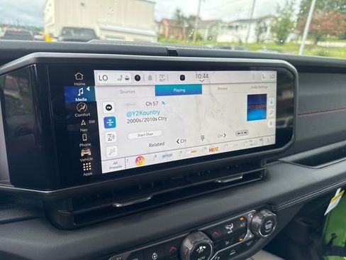 New 2025 Jeep Wrangler Unlimited Rubicon image 16