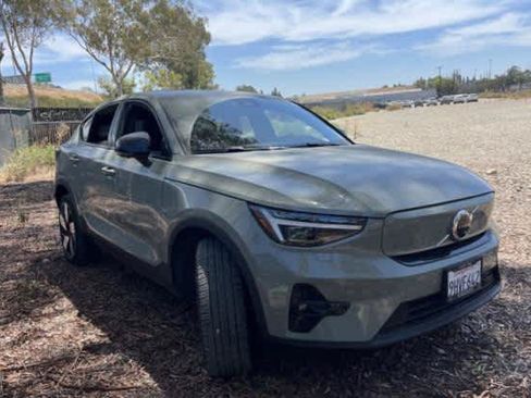 Used 2023 Volvo C40 P8 Recharge Ultimate w/ Protection Package Premier AWD/4WD image 8