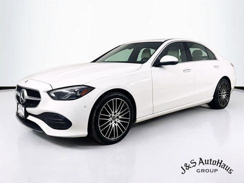 Used 2024 Mercedes-Benz C 300 4MATIC Sedan image 3