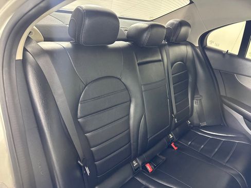 Used 2019 Mercedes-Benz C 300 4MATIC Sedan image 24