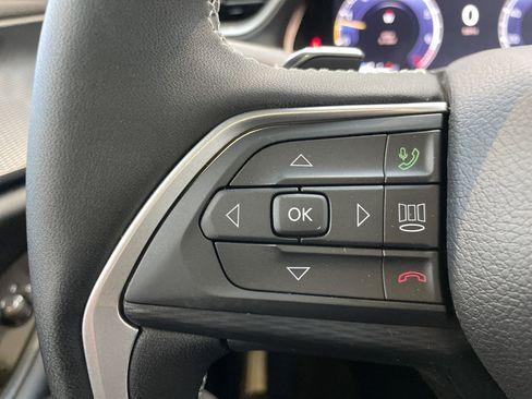 Certified 2025 Jeep Grand Cherokee L Altitude image 18