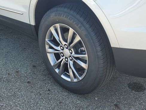 Certified 2023 Cadillac XT5 Premium Luxury w/ LPO, Floor Liner Package AWD/4WD image 34