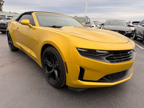 Used 2024 Chevrolet Camaro LT w/ Technology Package image 7