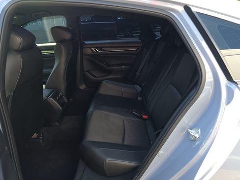 Used 2022 Honda Accord Sport image 15