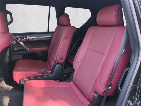 Used 2022 Lexus GX 460 Premium w/ Accessory Package image 20