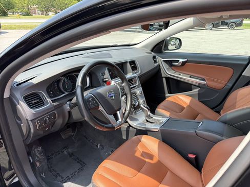 Used 2018 Volvo S60 T5 Inscription w/ Climate Package AWD/4WD image 13