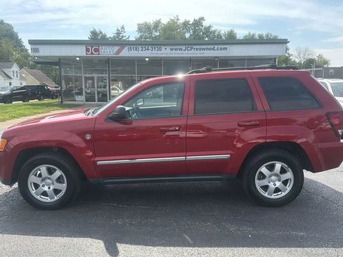 Used 2010 Jeep Grand Cherokee Laredo AWD/4WD image 8
