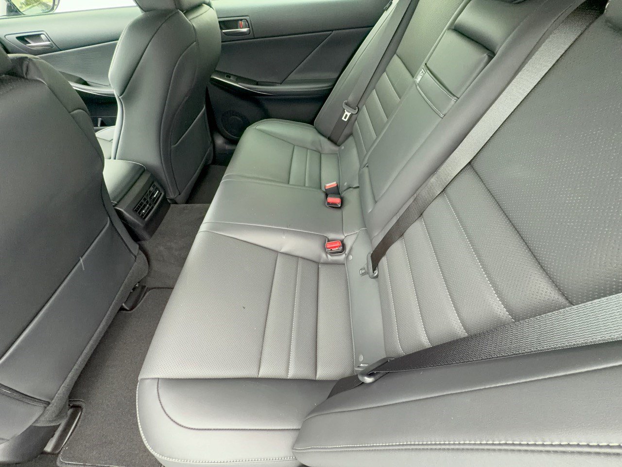 Used 2025 Lexus IS 350 F Sport w/ Navigation Package RWD image 25