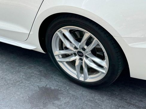 Used 2023 Audi A4 2.0T Premium Plus w/ Premium Plus Package image 5