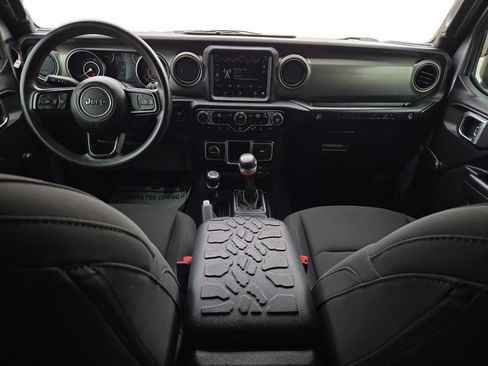 Used 2018 Jeep Wrangler Unlimited Sport AWD/4WD image 13