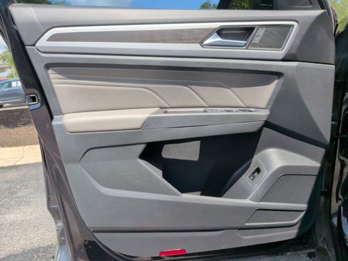 Used 2023 Volkswagen Atlas SE FWD image 26