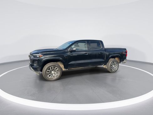 Used 2024 Chevrolet Colorado LT w/ LT Convenience Package III image 5