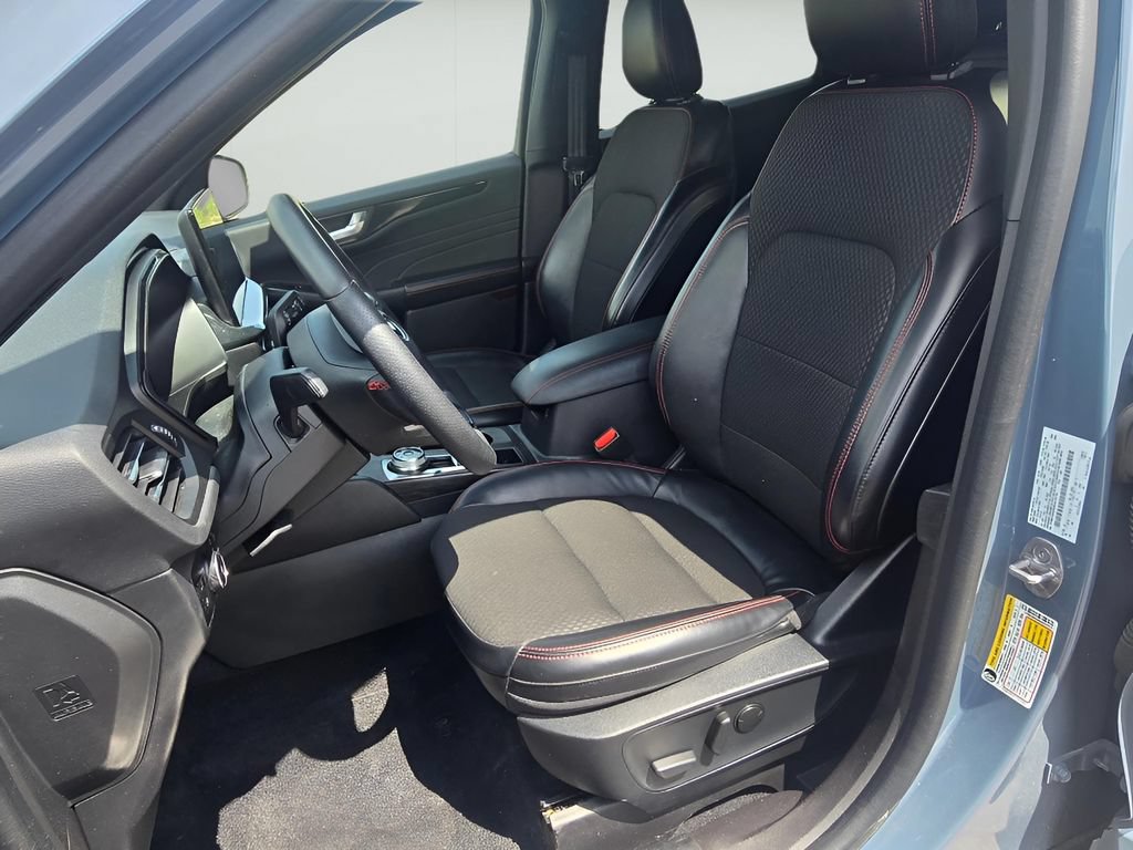 Used 2024 Ford Escape ST-Line Select w/ Tech Pack #1 AWD/4WD image 26