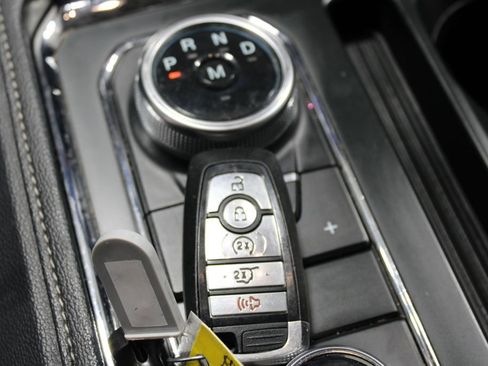 Used 2024 Ford Expedition Max XLT image 52