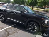 New 2025 Nissan Kicks SV image 2