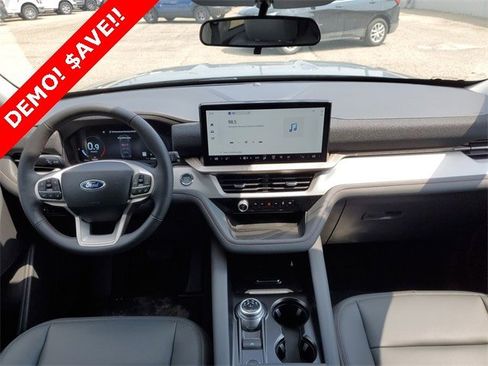 New 2025 Ford Explorer Active w/ Active Comfort Package image 29
