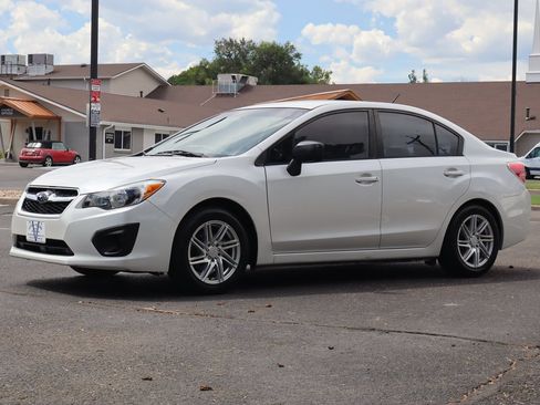 Used 2013 Subaru Impreza 2.0i AWD/4WD image 11