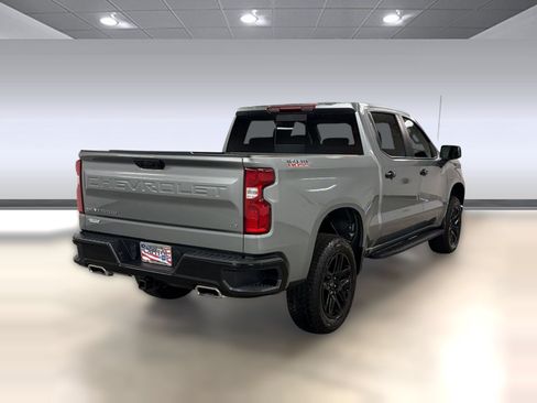 Used 2025 Chevrolet Silverado 1500 LT Trail Boss w/ Convenience Package II AWD/4WD image 8